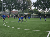 Laatste training S.K.N.W.K. JO10-1 (partijtje tegen de ouders) van woensdag 22 mei 2024 (42/133)